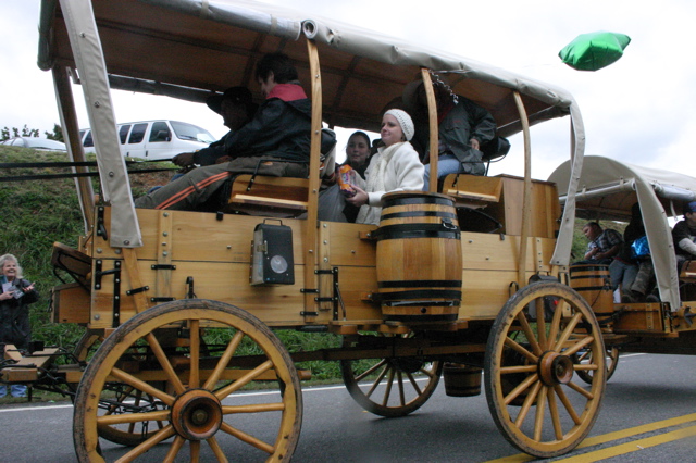 covered wagon reproduction
